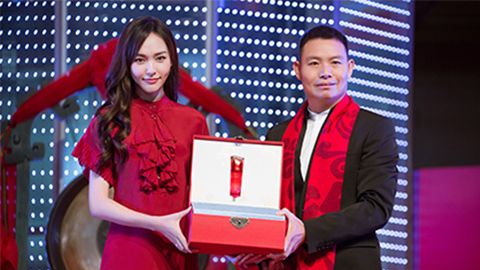 中国美正当红，btt918A股上市，引领新时代